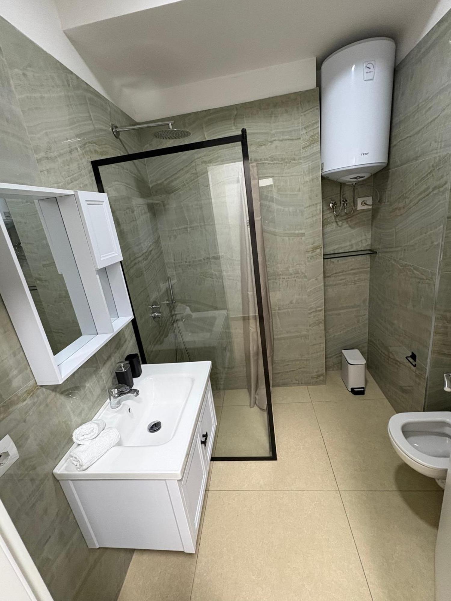 Shëngjin Megan Residence - Floor 3 المظهر الخارجي الصورة